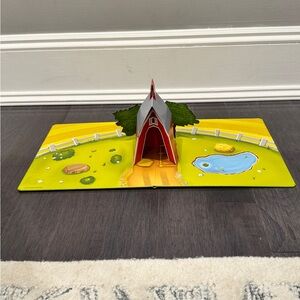 NWOT Popular Red Barn Pop-Up Playset Playmat Paper Mat Kids Action Toy